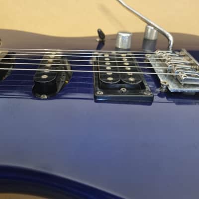 Squier Showmaster HSS Electric Guitar Reverse Headstock in Stratocaster Strat image 9