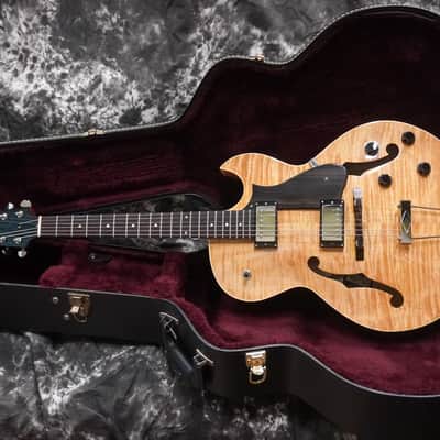 Heritage H-575 Carved Solid Top 2018 image 8