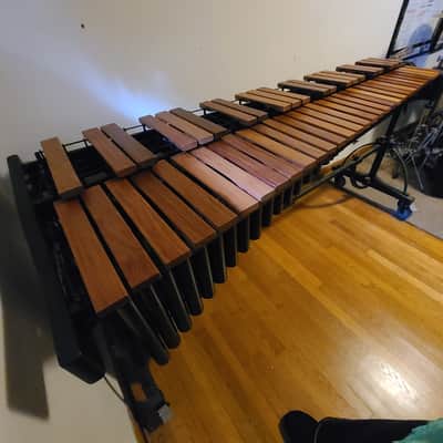 Majestic M6543D Deluxe Series Padauk Marimba image 3