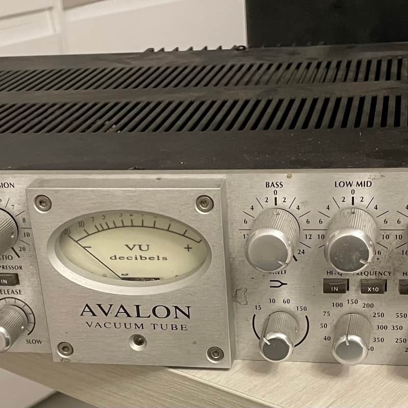 2010s Avalon VT-737sp Tube Channel Strip Silver