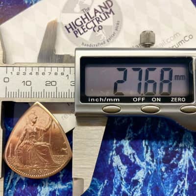 *Special Offer 20% Discount* Two (2) Queen Elizabeth 1966 Penny Coin Guitar Picks. image 4