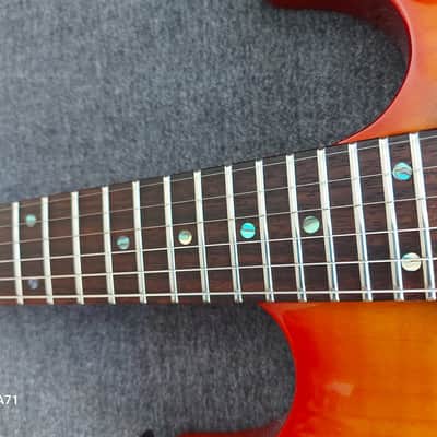 Fender Showmaster Stratocaster HH 2004 - Sunburst image 11
