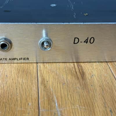 Crown D-40 Dual Channel, Solid State Stereo Power Amplifier, Very Good Condition image 4