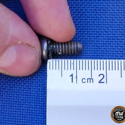 Camco Lugs Mounting Screws 32 Pieces Short image 5
