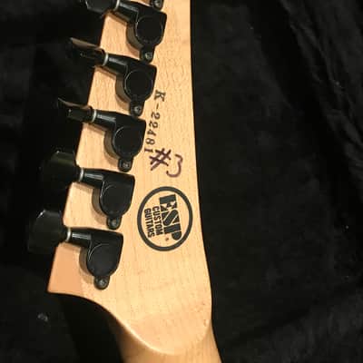 RARE! ESP KH-2 MUMMY Kirk Hammett signature image 5