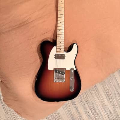 Fender American Performer Telecaster Hum with Maple Fretboard 2018 - Present - 3-Tone Sunburst image 2