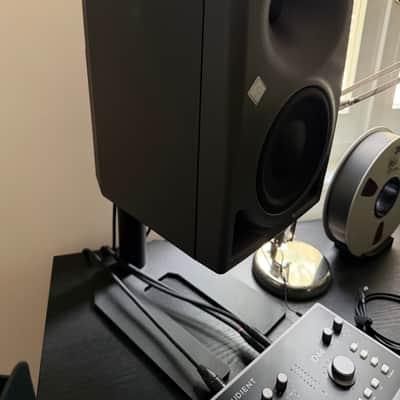 Neumann Pair of LH 65 table stands for KH 120 monitors NEW image 2