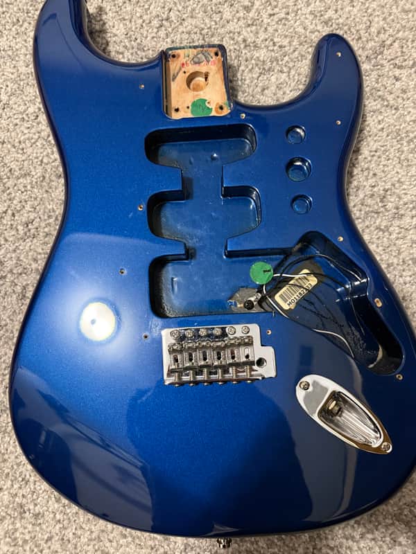 Fender Stratocaster 2006 - Loaded Electron Blue body image 1