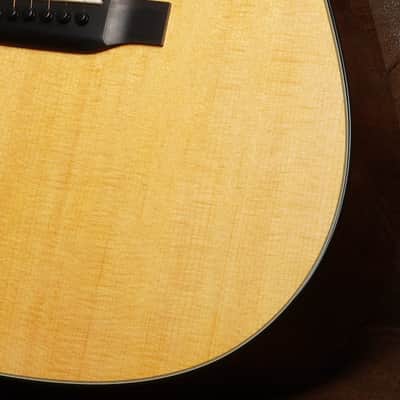 Martin D-18 image 8