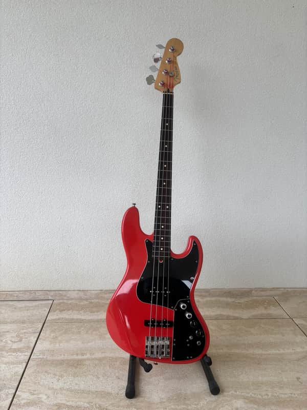 Fender Highway One Jazz Bass