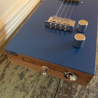 Taconic #219 4 String Electric Cigar Box Tenor Ukulele - Padron 3000 - Video image 9