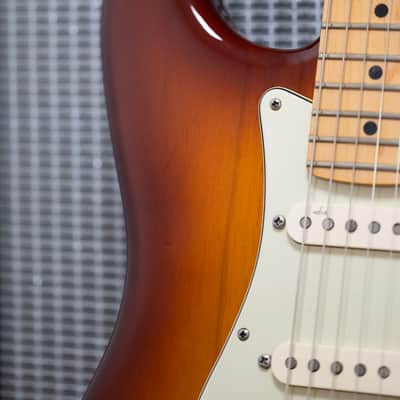 2011 Fender USA American Deluxe Ash Stratocaster - Tobacco Sunburst image 9