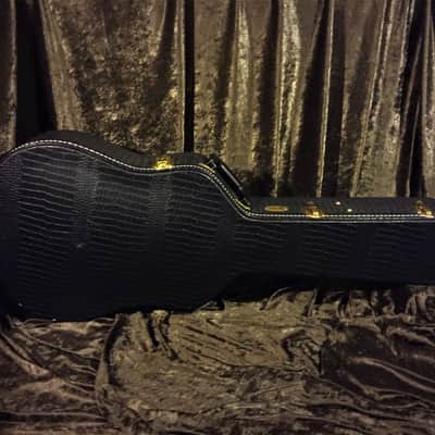 Guild D-55 2013 Sunburst New Hartford Built Guild Acoustic D55 Very Good Condition Dreadnought image 15