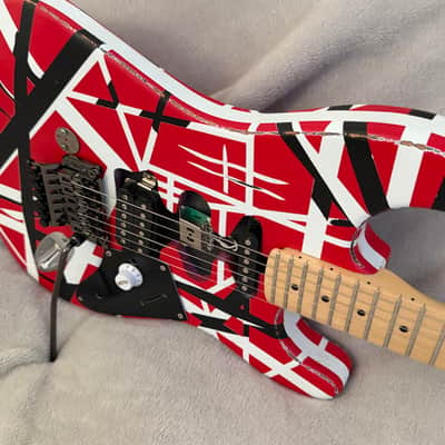 Unbranded Pre-Owned EVH Style Relic HandCrafted Electric Guitar USA 2026 - Nitro image 4