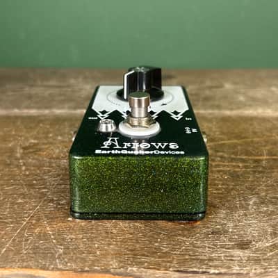 EarthQuaker Devices Arrows Preamp Booster 2015 - 2017 - Green Sparkle / White Print image 6