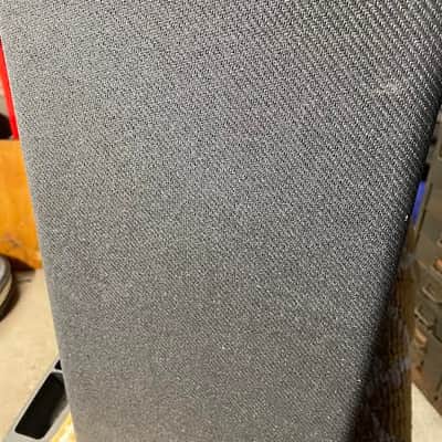 Fender Bassbreaker BB-2x12 140-Watt 2x12" Guitar Speaker Cabinet-Gray Tweed image 4