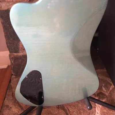 Gibson Thunderbird II 1965 - Nitro Pelham Blue (refin) image 8