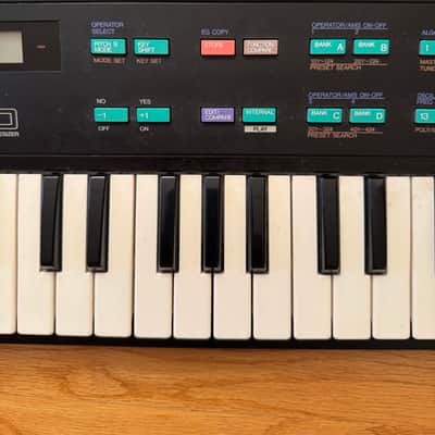 Yamaha DX100 Programmable Algorithm Synthesizer 1985 - Black image 6