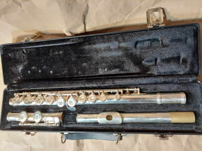 Gemeinhardt 22SP Flute, USA, Good Condition. image 1