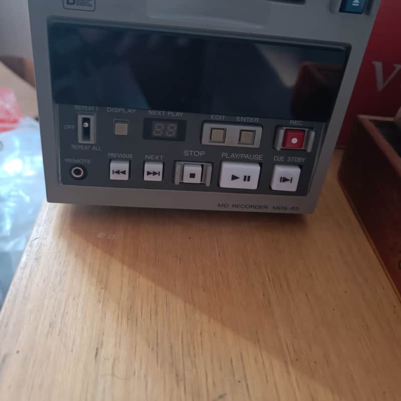 1994 Sony MDS-B3 grey