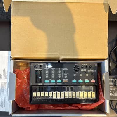 Korg Volca FM Digital FM Synthesizer/Sequencer 2016 - 2022 - Black image 2