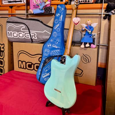 Mooer Guitars MLT10( Travel/ Short Scale )  CANDY BLUE 2025 Super Light 2,5Kg image 8
