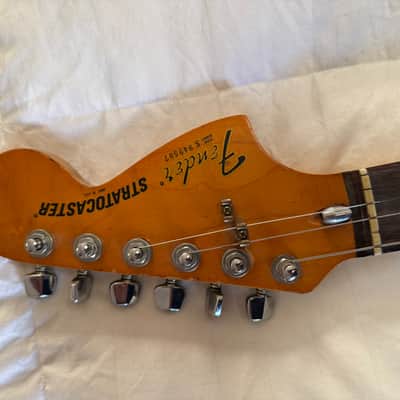 Fender Stratocaster with 3-Bolt Neck, Rosewood Fretboard 1971 - 1977 - Sunburst image 4