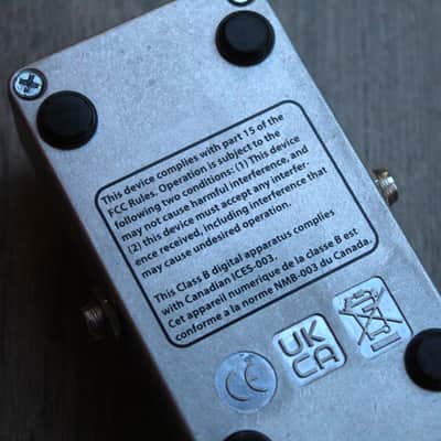 EHX " Bass Clone Nano" image 7