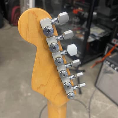 Fender Strat Plus Deluxe with Maple Fretboard 1991 - Sunburst image 7