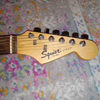 Fender Squier Stratocaster 2000 Electric Guitar With Thick Neck image 3