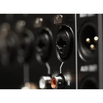 Electro-Voice EVOLVE 30M Powered Portable DJ PA Column Speaker System Black image 17
