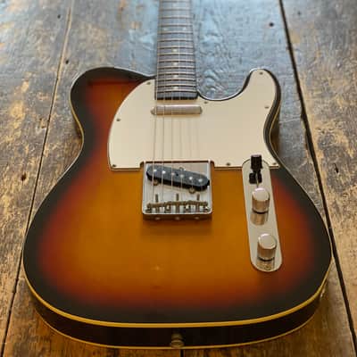 Fender Vintage 1993 Telecaster Custom '62 Reissue MIJ FujiGen Built Three Tone Sunburst MIJ w/ Leatherette Case image 2
