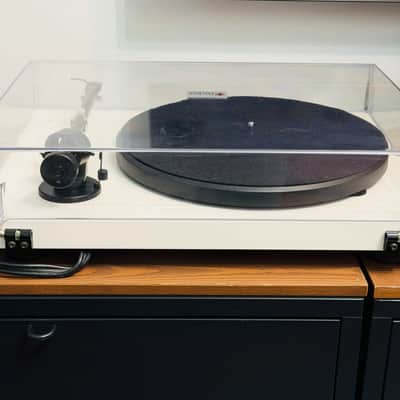 Immagine Pro-Ject Debut III Rare Vintage MINT Turntable Tested Working White Warranty - 8