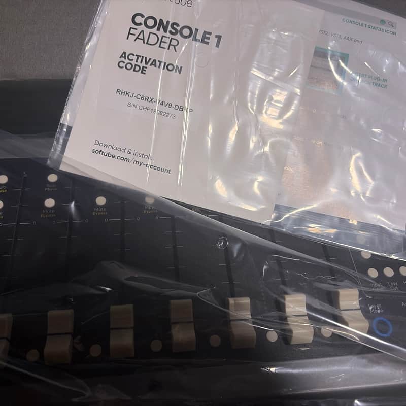 2019 Softube Console 1 Fader USB DAW Control Surface Gray
