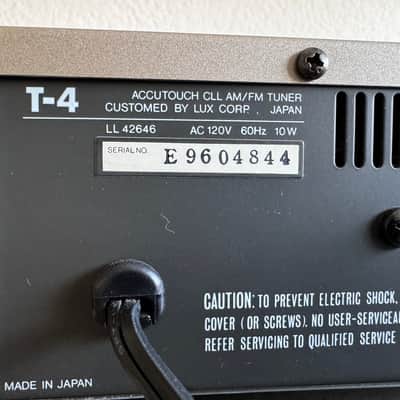 Luxman T-4 'ACCUTOUCH' AM/FM Tuner · Stunning Condition w/ Original Box and Manual !!! image 12