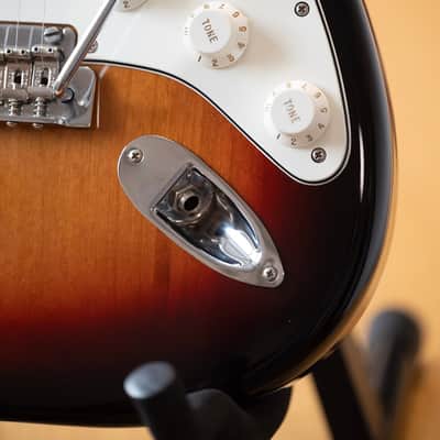 2019 Fender Player Series Stratocaster - in 3 Tone Sunburst image 6