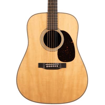 Martin D-28 Modern Deluxe (421) image 3