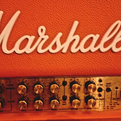 Marshall JCM 2000 TSL 100 Triple Super Lead 3-Channel 100-Watt Guitar Amp Head 2000s - Black image 9
