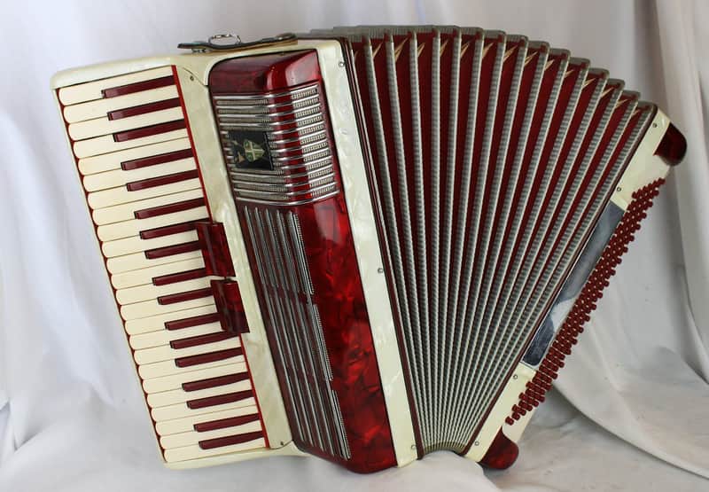 8261 - Candy Stripe Silvertone Piano Accordion LM 41 120 image 1