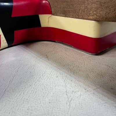EVH Striped Series Frankie 2020 - Present - Red / White / Black Stripes Relic image 7