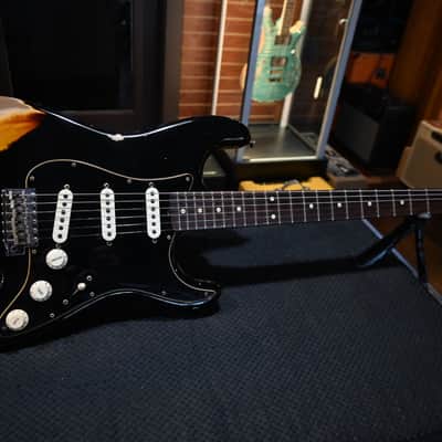 Fender Custom Shop LTD Dual Mag II Stratocaster Relic 2021 - Aged Black over 3-Color Sunburst #3023 image 2
