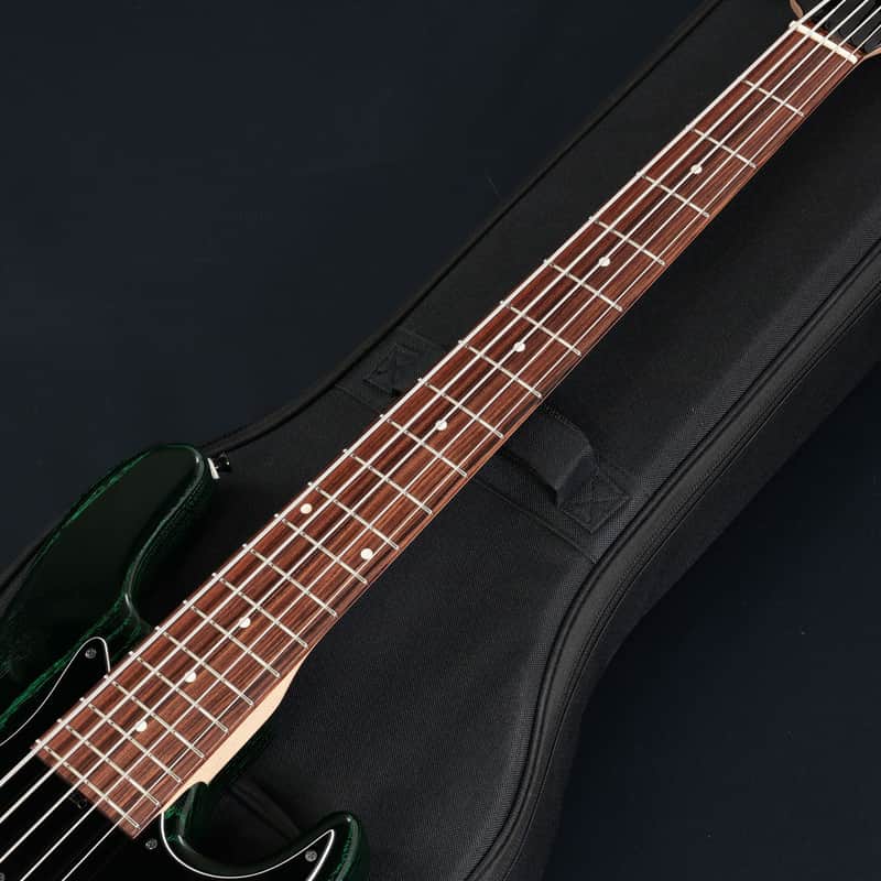 Red House Guitars Seeker J5 Red House Guitars 5-string active bass