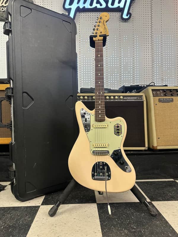 Fender USA Jaguar 2017 - Shell Pink Nitrocelulous