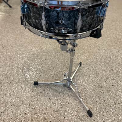 Solid Maple Craviotto 5 1/2" x 14" Johnny C Snare Drum, Black Oyster image 10