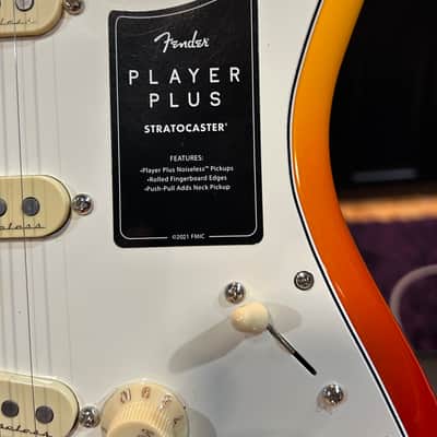 Fender Player Plus Stratocaster 2022 - Tequila Sunrise image 4