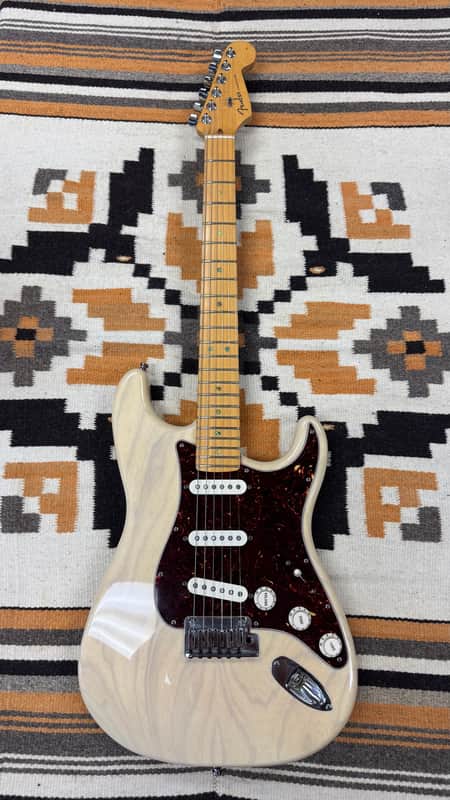 Fender American Deluxe Stratocaster