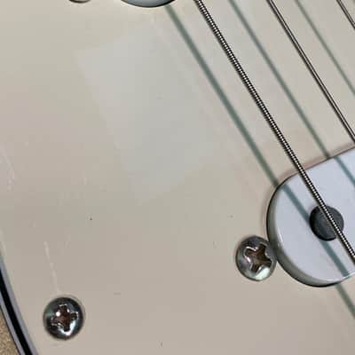 Video! Fender John Mayer Signature Stratocaster - Shoreline Gold w/ Maroon Racing Stripe image 10