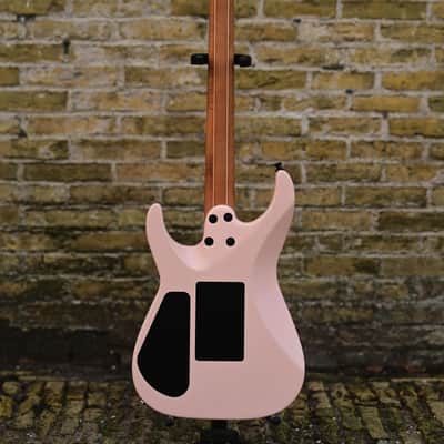 Jackson American Series Virtuoso™, Streaked Ebony Fingerboard - Satin Shell Pink image 15