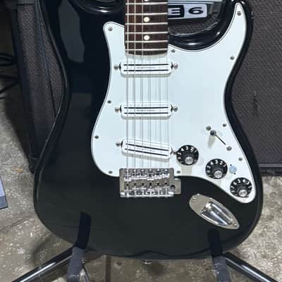 Fender Blacktop Stratocaster HH with Rosewood Fretboard 2011 - 2014 - Black image 2