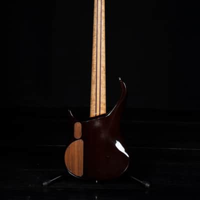 Peavey Cirrus Custom Shop 6 String bass - The "Poor Man’s Ken Smith" of Ghospel image 16